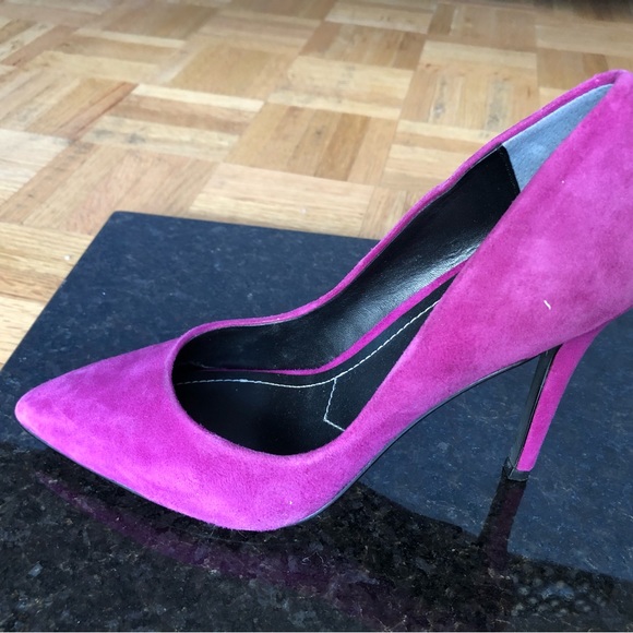 Charles by Charles David Fuchsia microsuede stiletto - Picture 3 of 5